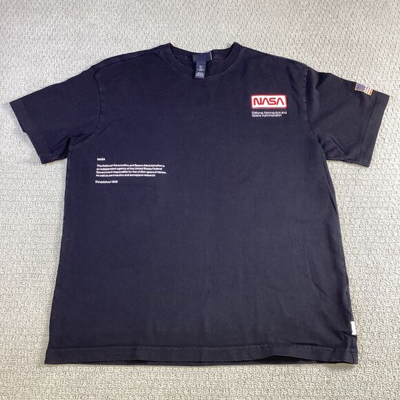 H&M Black NASA Relaxed Fit T-Shirt Men’s L Space Flag Graphic‎ Tee - Picture 1 of 6